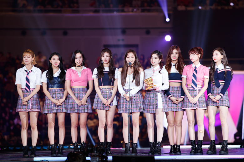 BTS (防弾少年団)、Wanna One、IZ*ONE (アイズワン)「2018
